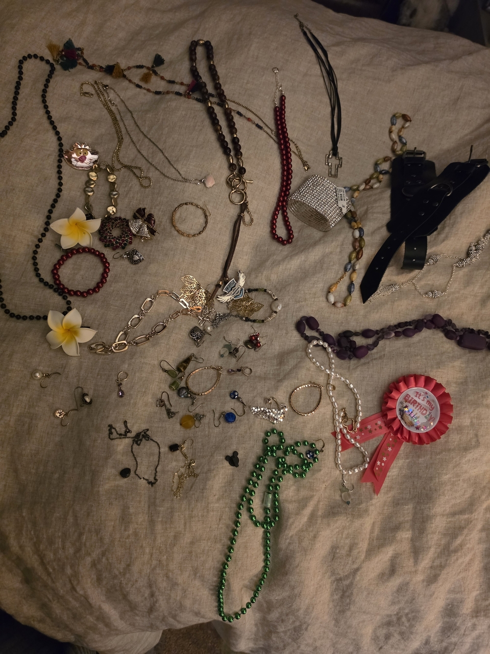 Mixed Women’s Jewelry Lot – Assorted Colors